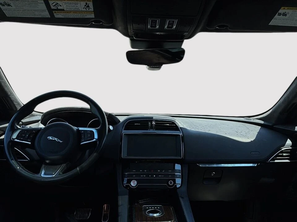 2019 Jaguar F-Pace - Image 19 of 20