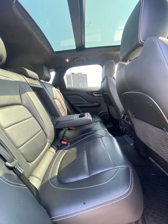 2019 Jaguar F-Pace - Image 13 of 20