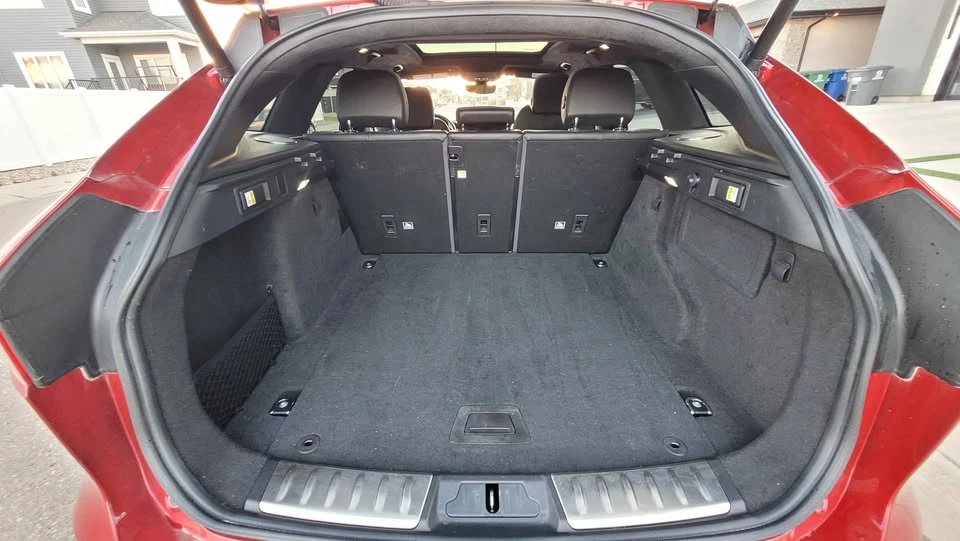 2019 Jaguar F-Pace - Image 13 of 14