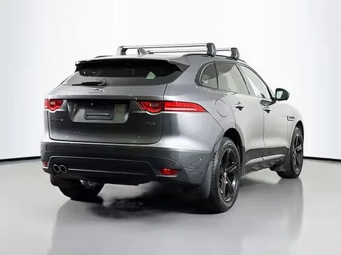 2019 Jaguar F-Pace - Image 7 of 19