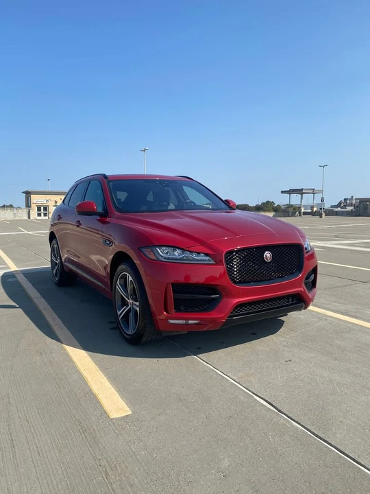2019 Jaguar F-Pace - Image 3 of 20