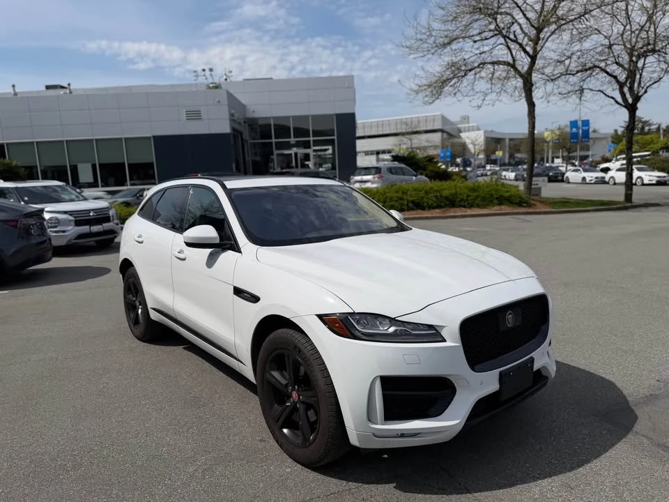 2019 Jaguar F-Pace - Image 7 of 19