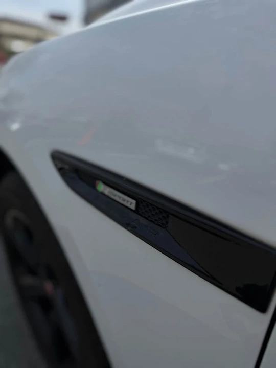 2019 Jaguar F-Pace - Image 19 of 19