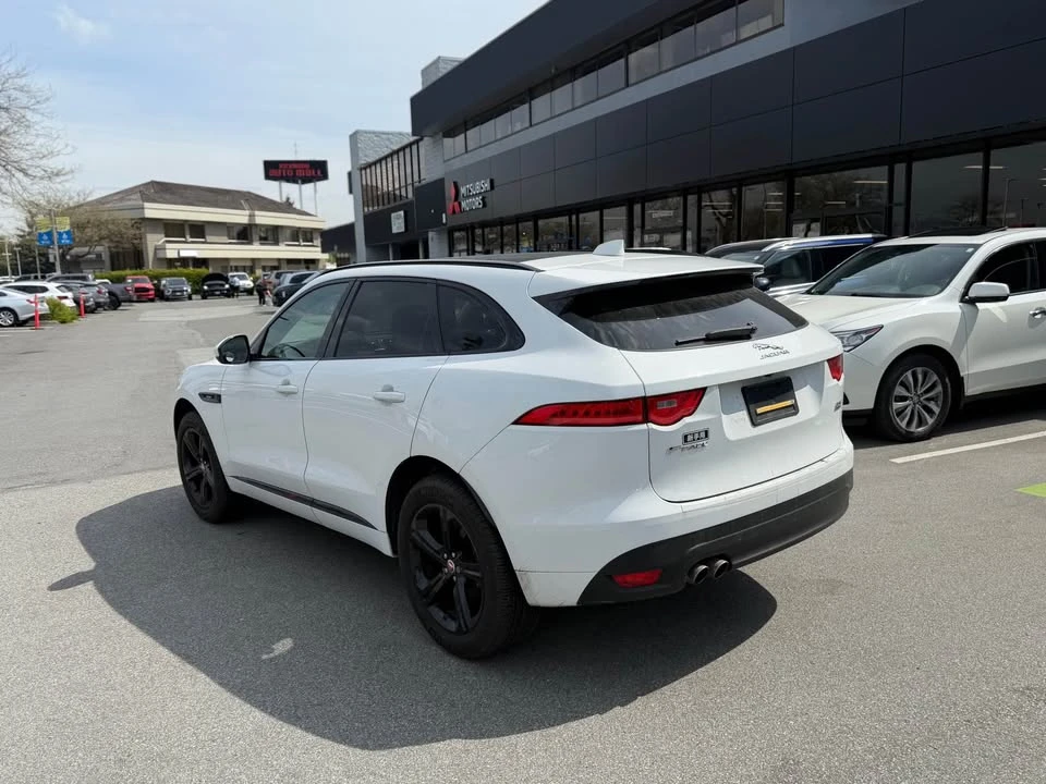2019 Jaguar F-Pace - Image 3 of 19