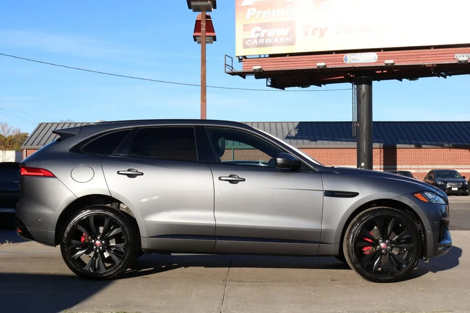 2019 Jaguar F-Pace - Image 3 of 20