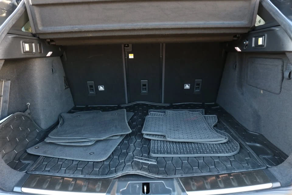 2019 Jaguar F-Pace - Image 17 of 20