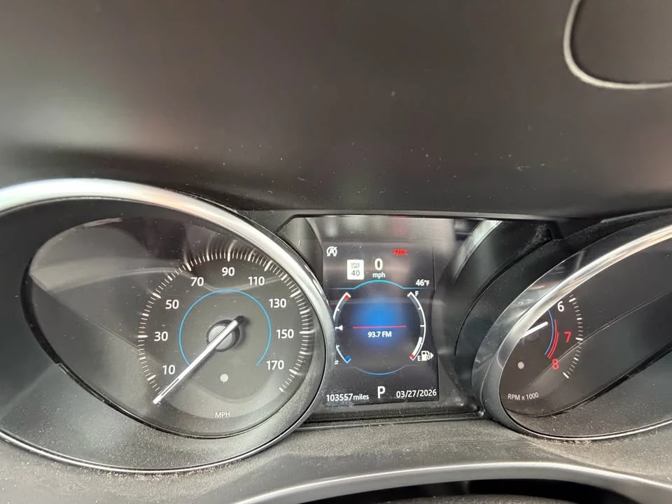 2019 Jaguar F-Pace - Image 13 of 19