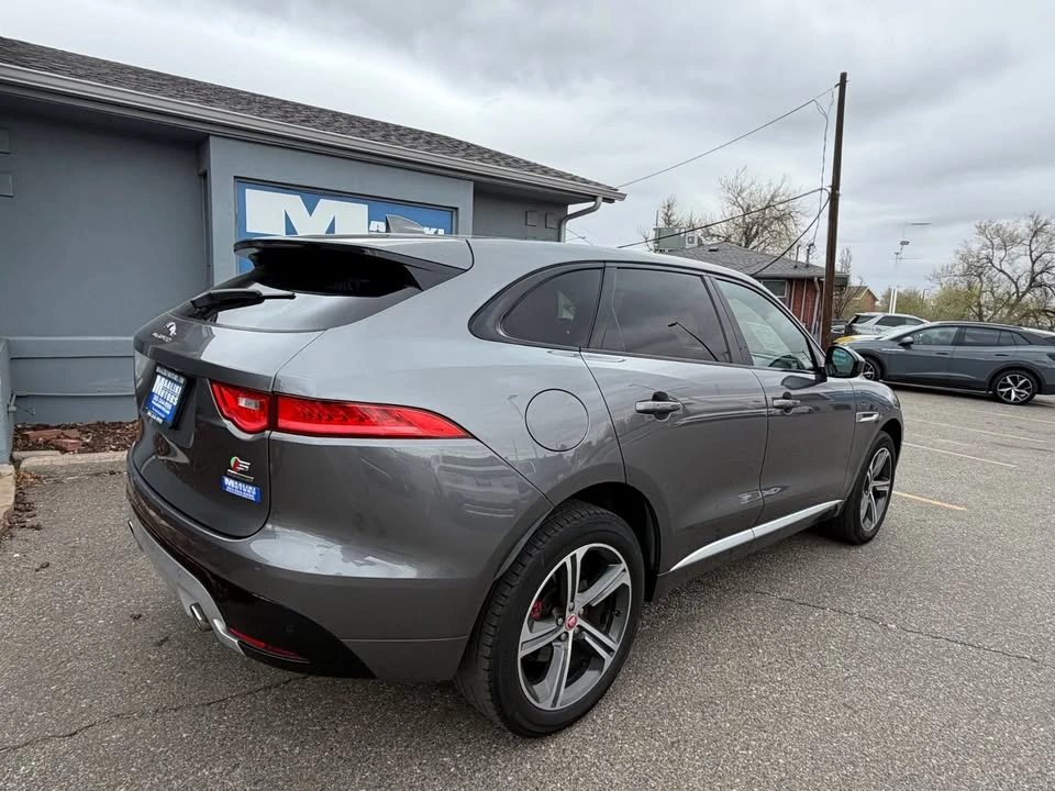 2019 Jaguar F-Pace - Image 8 of 19