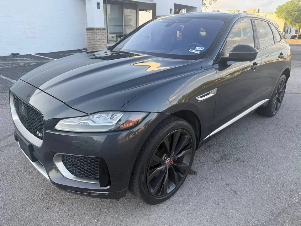 2019 Jaguar F-Pace - Image 3 of 20