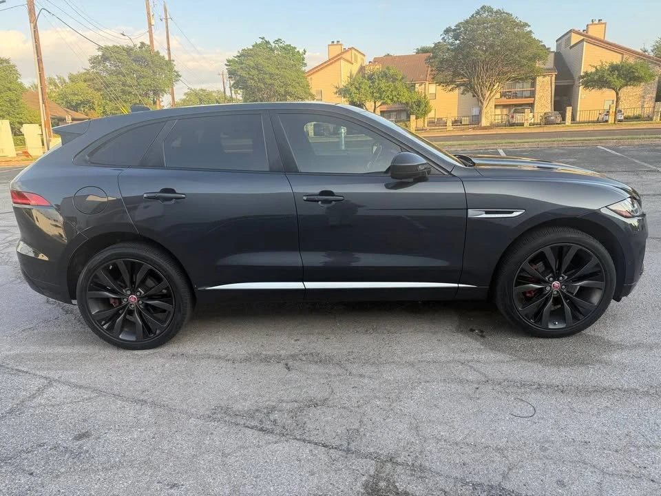2019 Jaguar F-Pace - Image 5 of 20