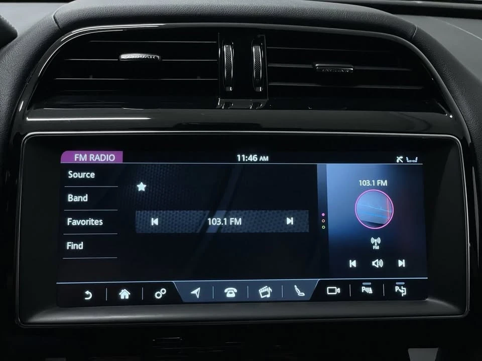 2019 Jaguar F-Pace - Image 15 of 20