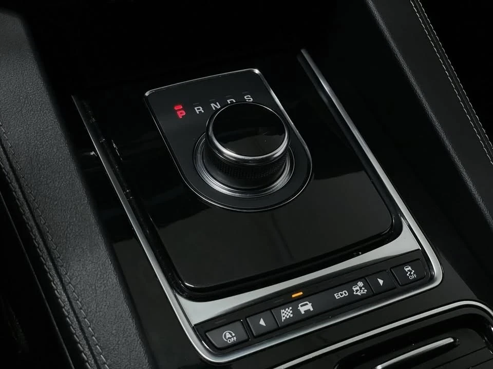 2019 Jaguar F-Pace - Image 19 of 20