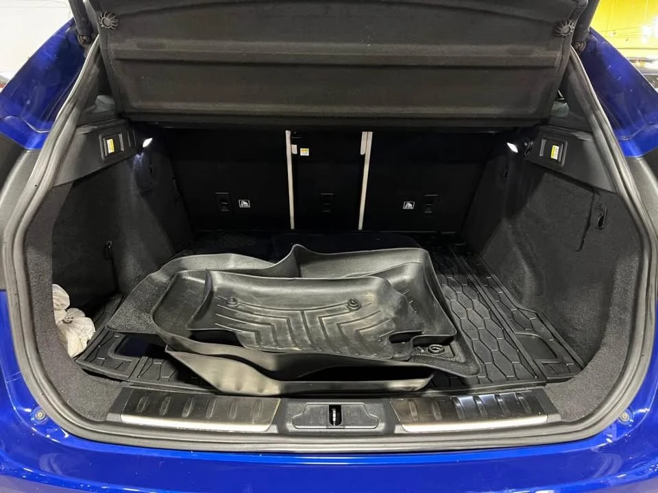 2019 Jaguar F-Pace - Image 13 of 14