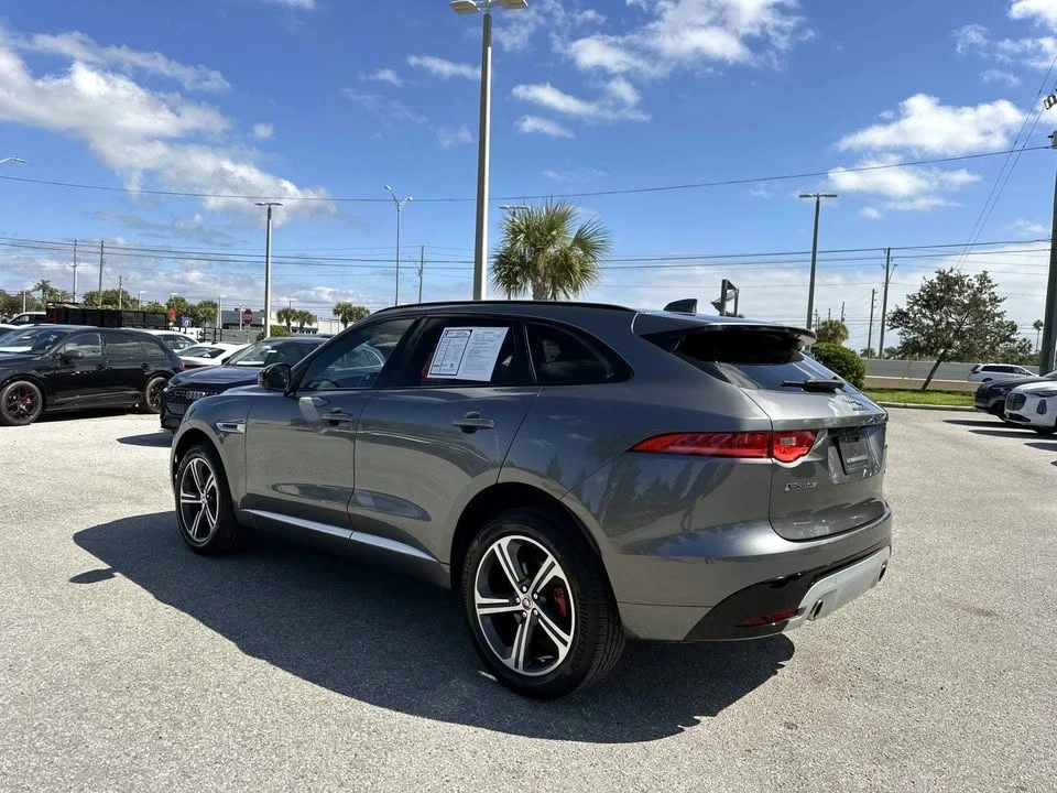 2019 Jaguar F-Pace - Image 2 of 15