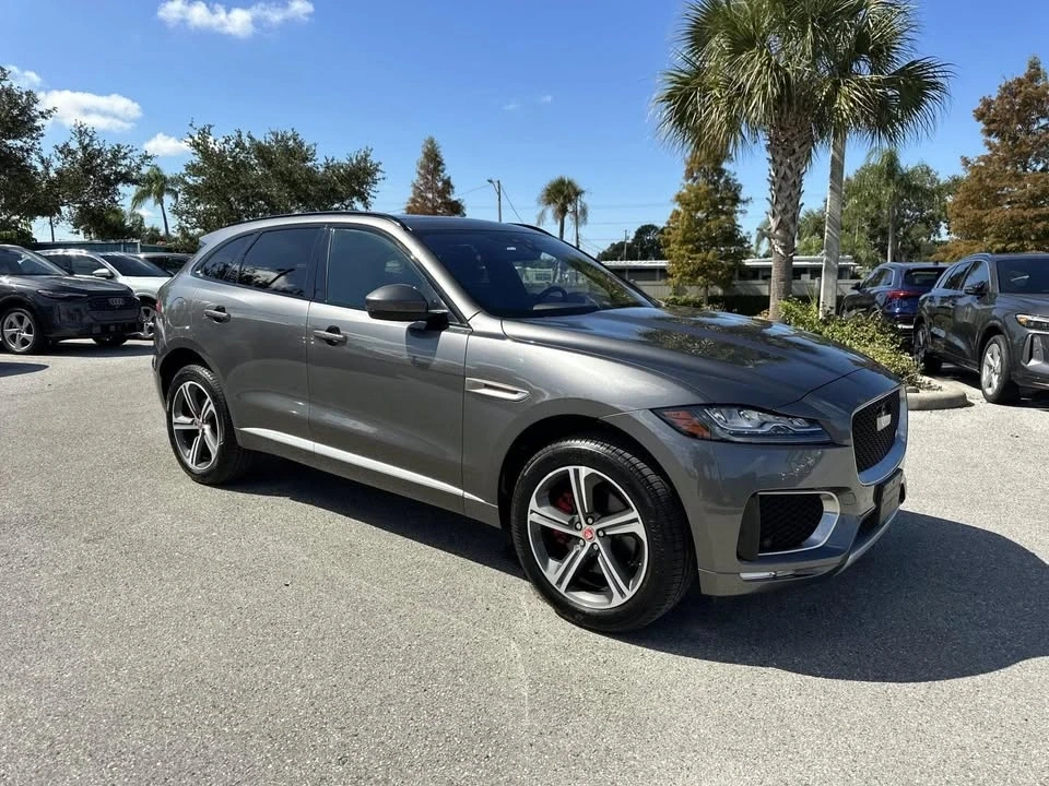2019 Jaguar F-Pace - Image 5 of 15
