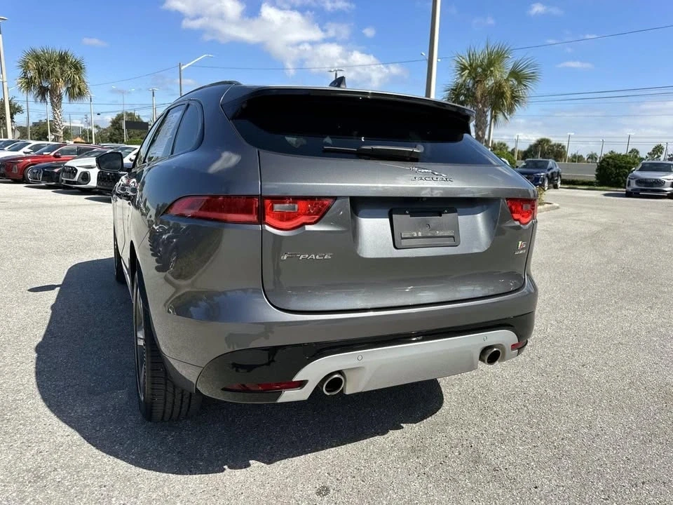 2019 Jaguar F-Pace - Image 7 of 15