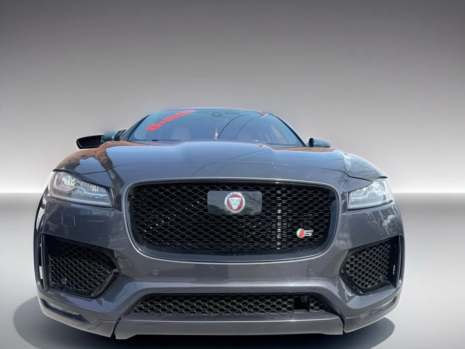 2019 Jaguar F-Pace - Image 9 of 20