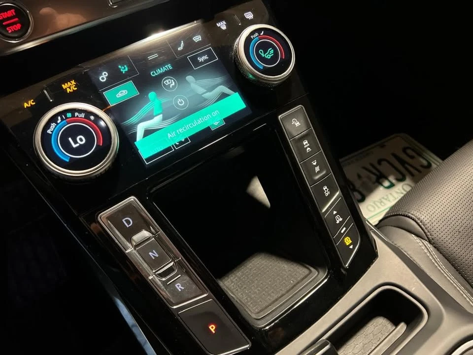 2019 Jaguar I-Pace - Image 15 of 20