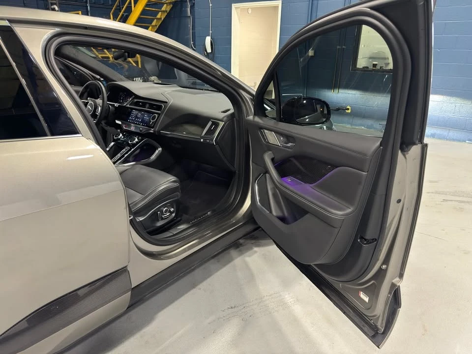 2019 Jaguar I-Pace - Image 14 of 20