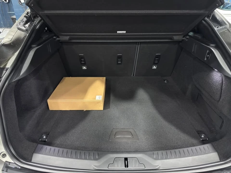 2019 Jaguar I-Pace - Image 11 of 20