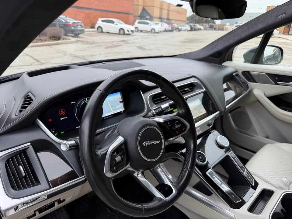 2019 Jaguar I-Pace - Image 11 of 20