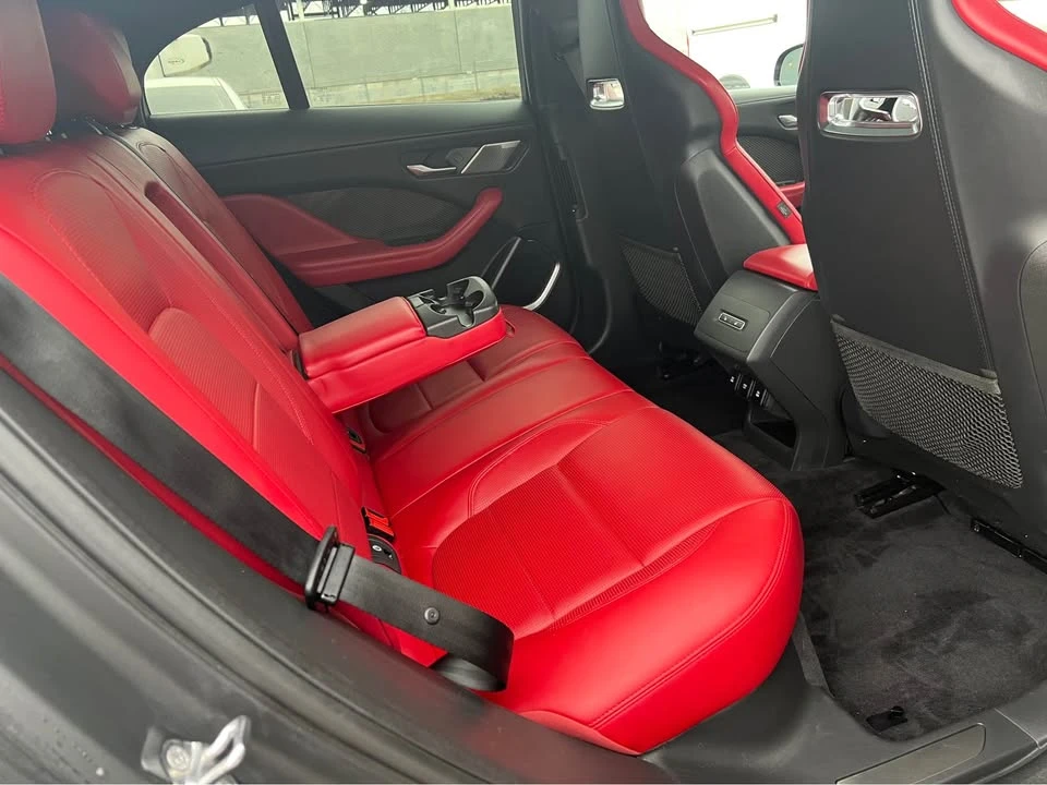 2019 Jaguar I-Pace - Image 12 of 20