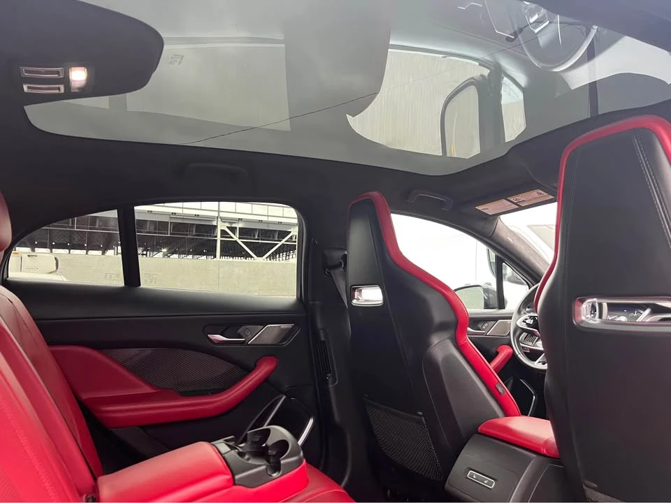 2019 Jaguar I-Pace - Image 13 of 20