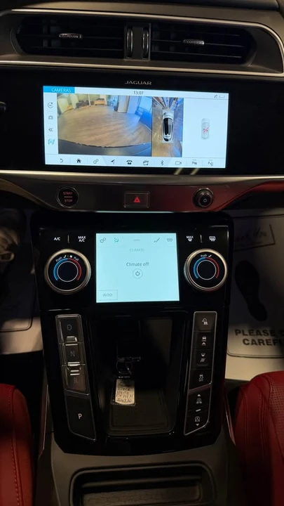 2019 Jaguar I-Pace - Image 16 of 16