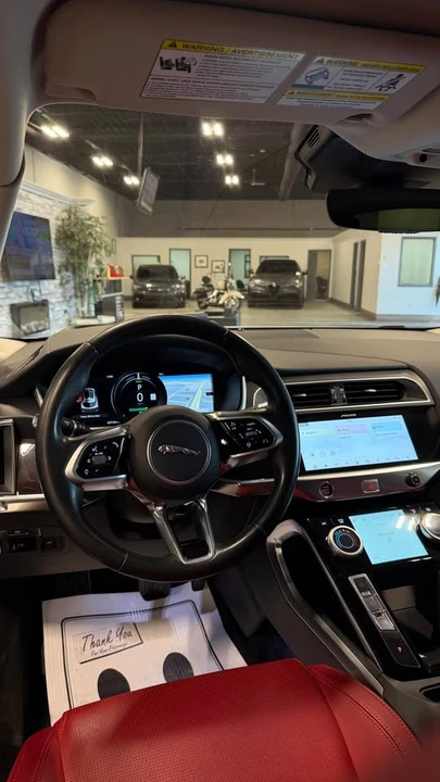 2019 Jaguar I-Pace - Image 10 of 16