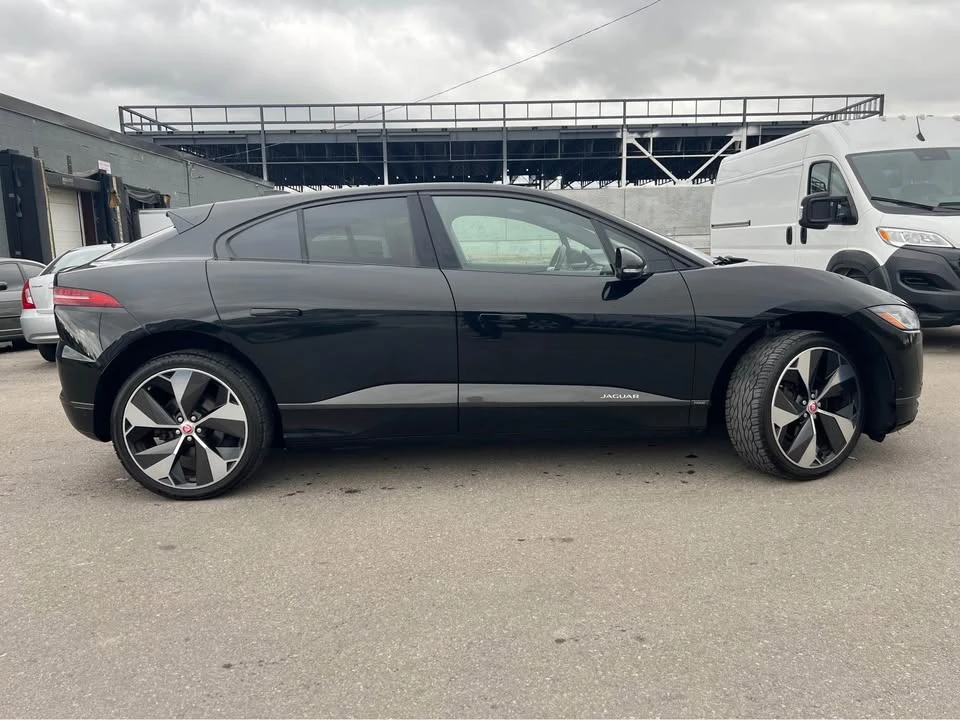 2019 Jaguar I-Pace - Image 2 of 19