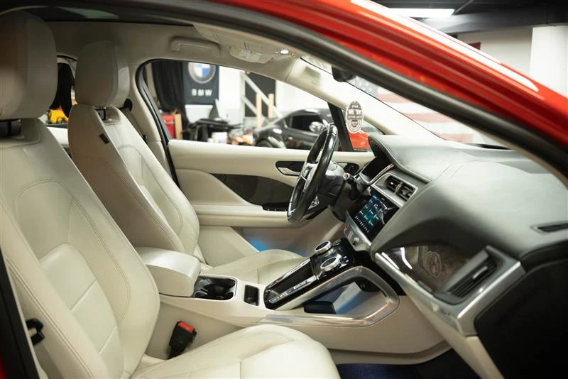 2019 Jaguar I-Pace - Image 14 of 20