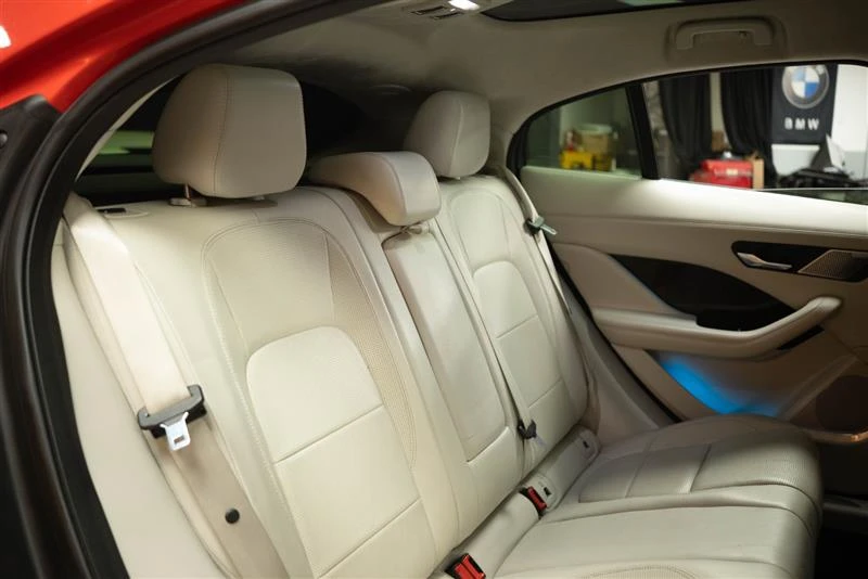 2019 Jaguar I-Pace - Image 17 of 20