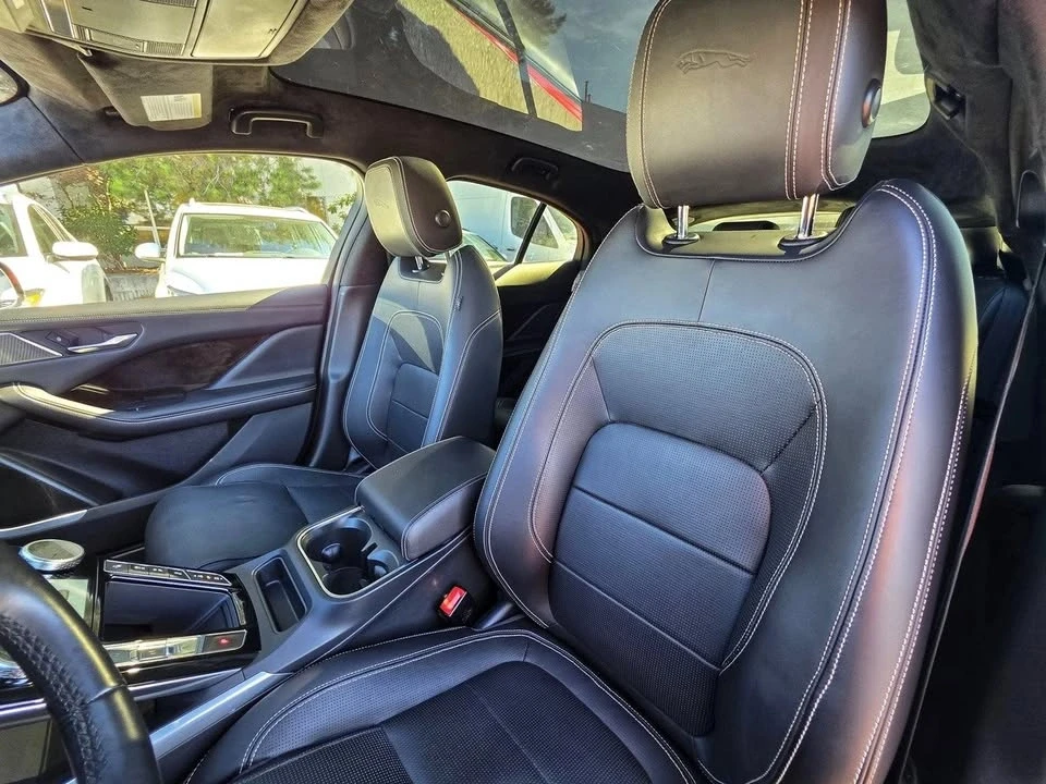 2019 Jaguar I-Pace - Image 10 of 11