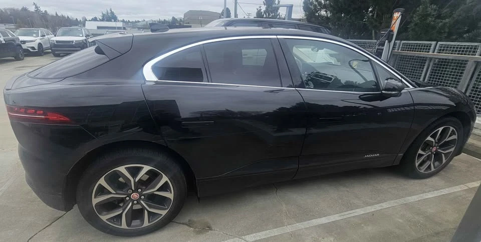 2019 Jaguar I-Pace - Image 8 of 19
