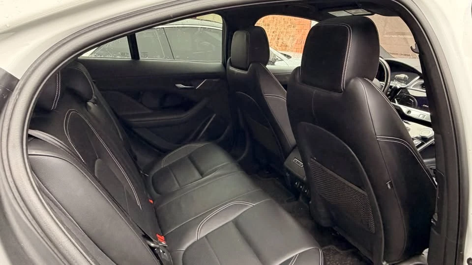 2019 Jaguar I-Pace - Image 10 of 12