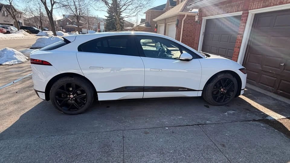 2019 Jaguar I-Pace - Image 4 of 12