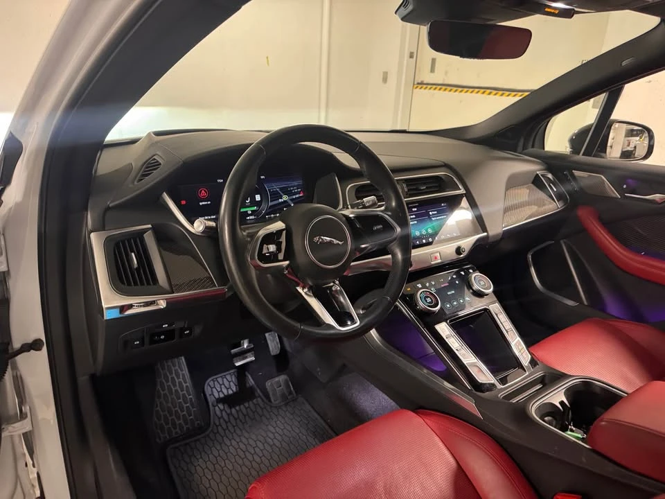 2019 Jaguar I-Pace - Image 10 of 19
