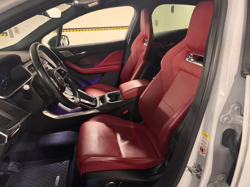 2019 Jaguar I-Pace - Image 11 of 19