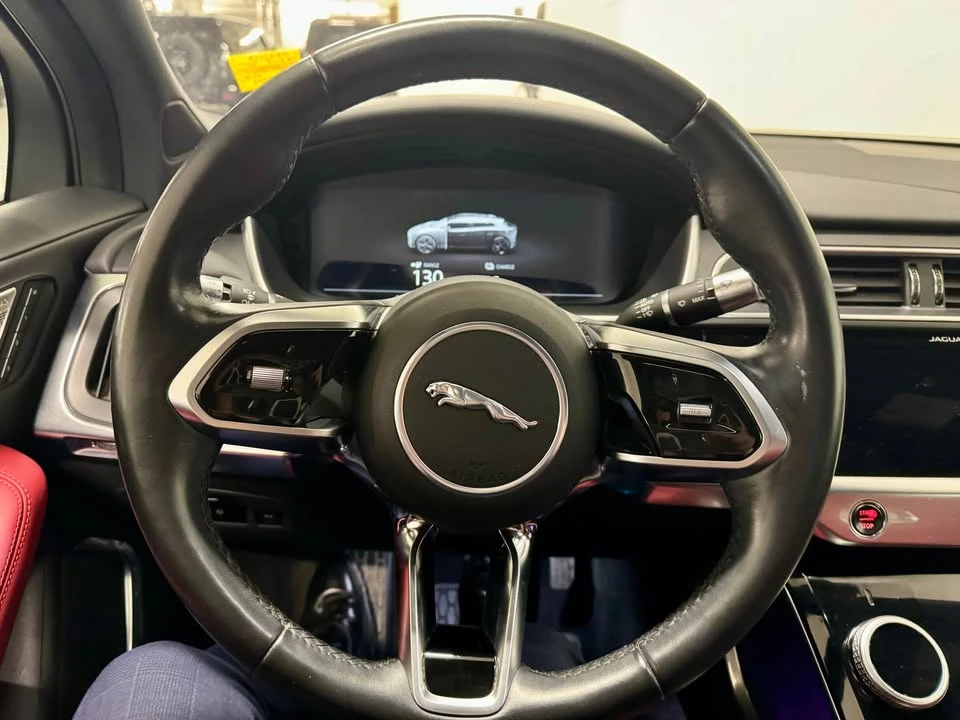 2019 Jaguar I-Pace - Image 7 of 14