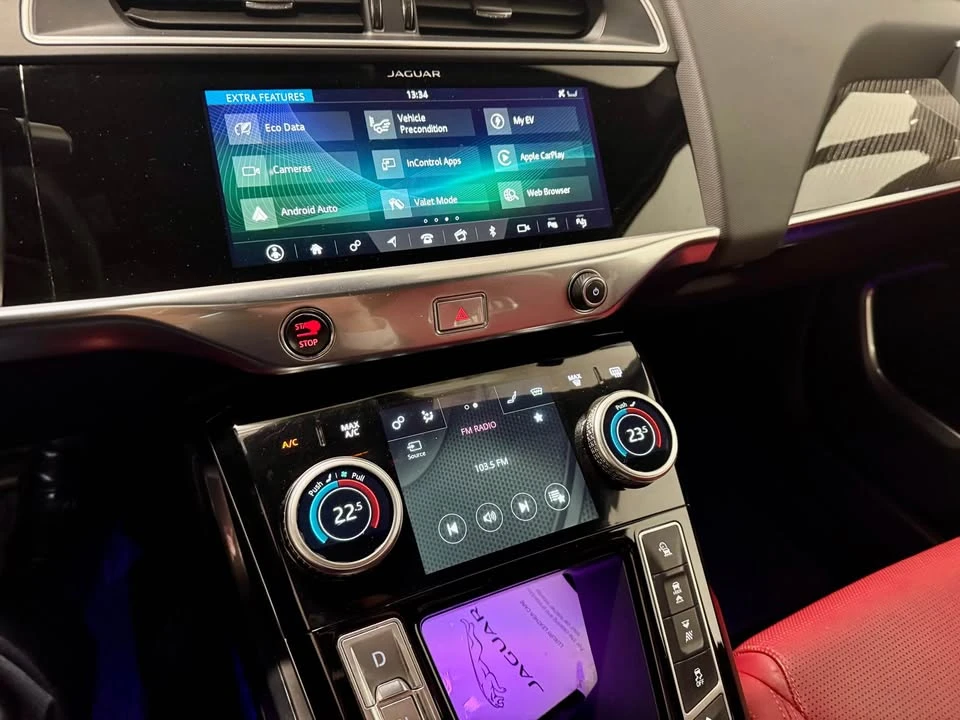 2019 Jaguar I-Pace - Image 11 of 14