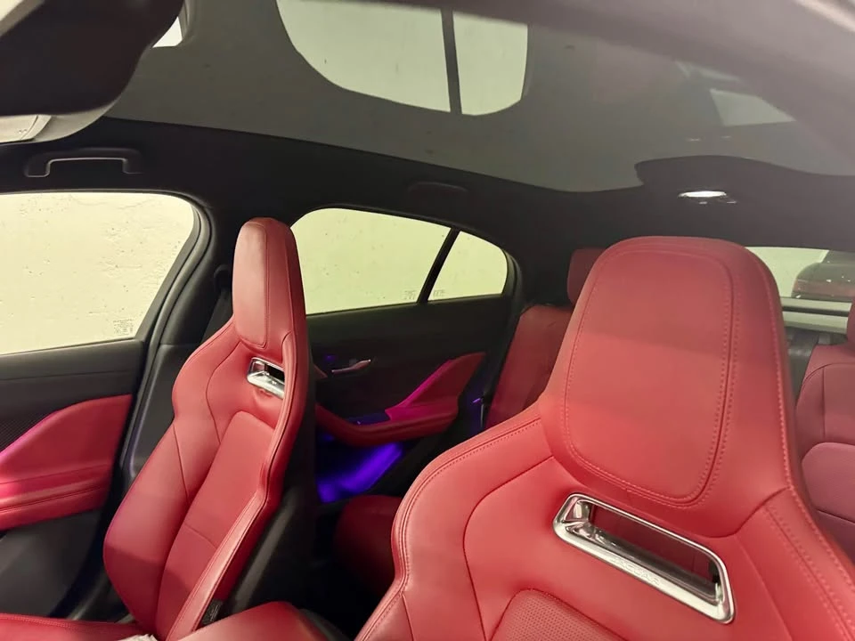 2019 Jaguar I-Pace - Image 6 of 14