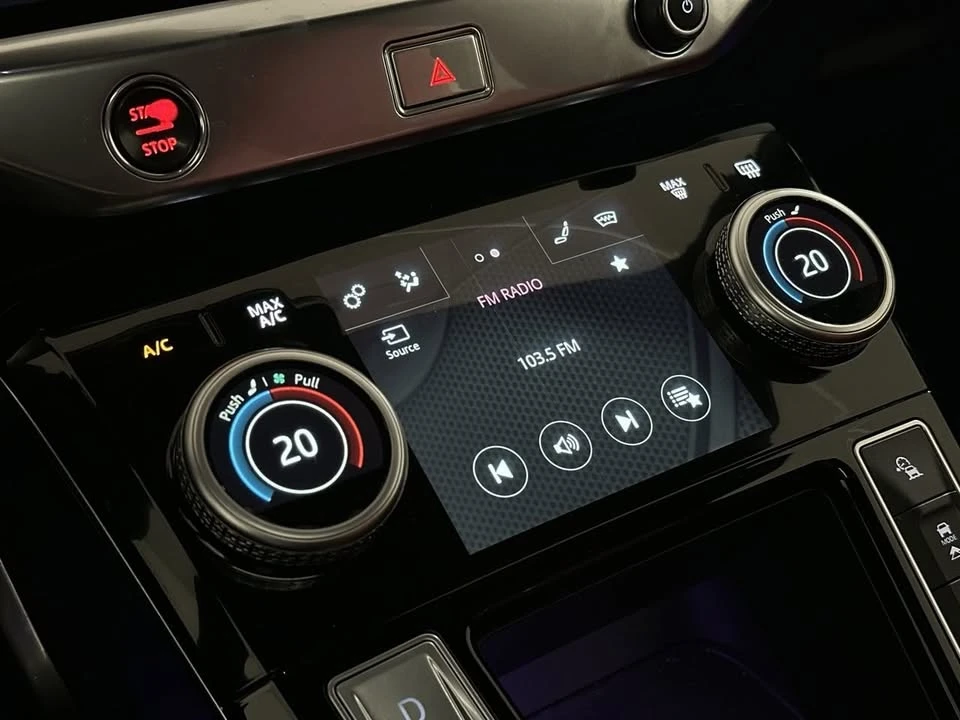 2019 Jaguar I-Pace - Image 17 of 20