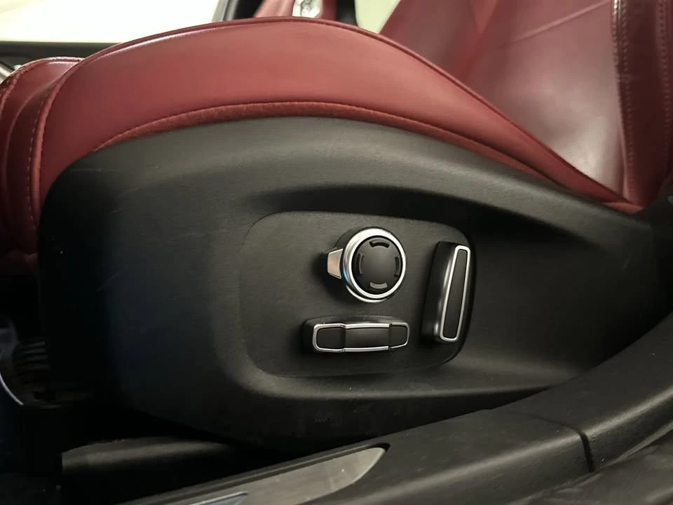 2019 Jaguar I-Pace - Image 10 of 20