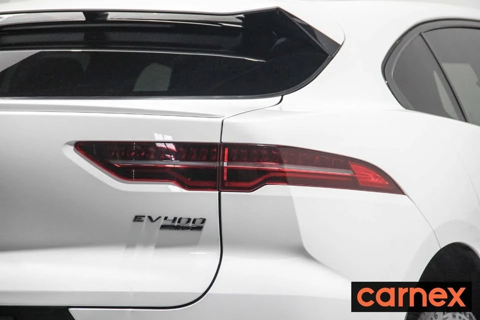 2019 Jaguar I-Pace - Image 10 of 18