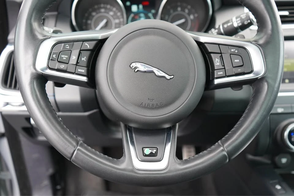 2019 Jaguar E-Pace - Image 8 of 19