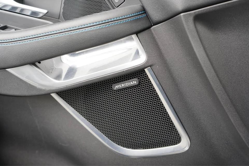 2019 Jaguar E-Pace - Image 7 of 19