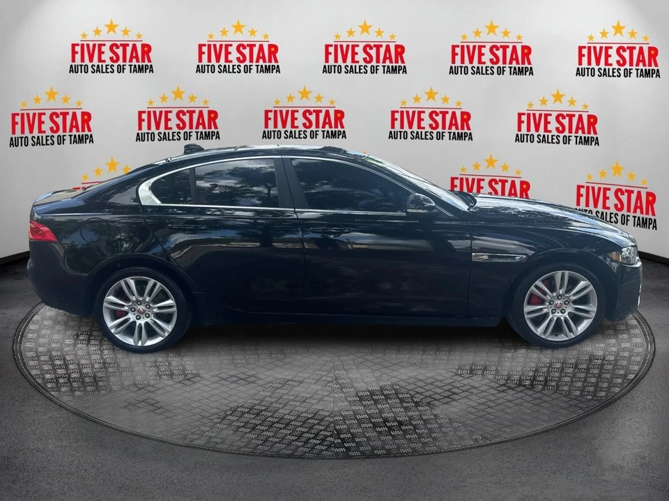 2019 Jaguar XE - Image 7 of 19