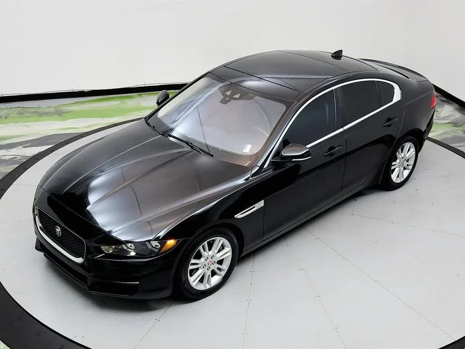2019 Jaguar XE - Image 20 of 20