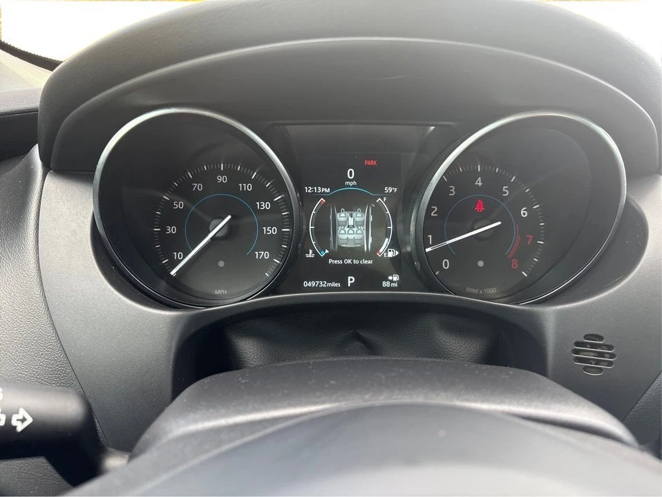 2019 Jaguar XE - Image 16 of 19