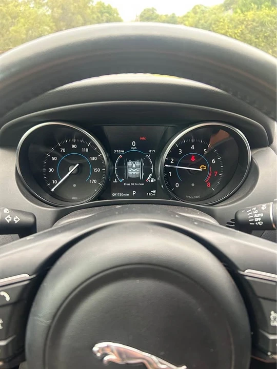 2019 Jaguar XE - Image 3 of 6